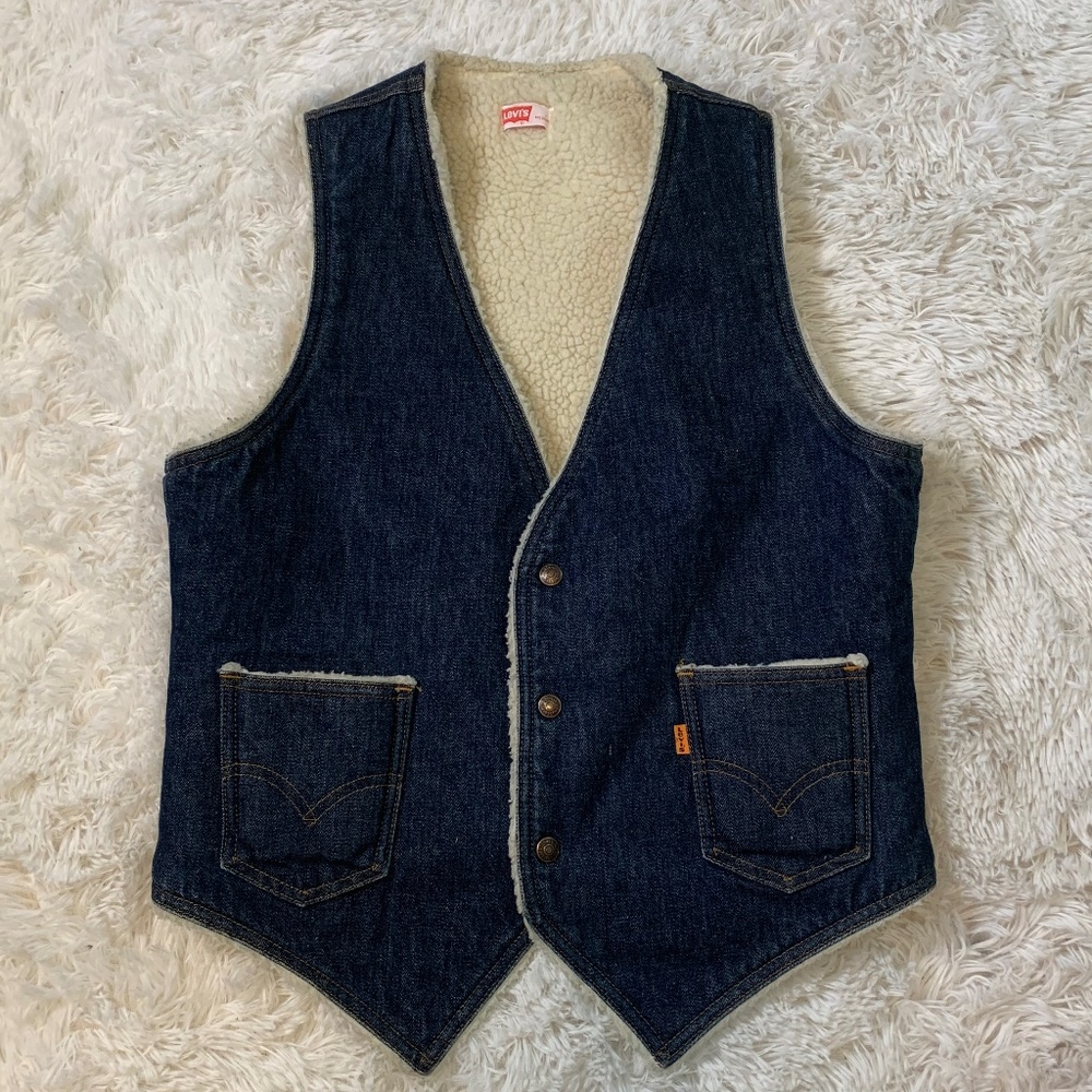 Levi’s Shearling-lined Denim Vest